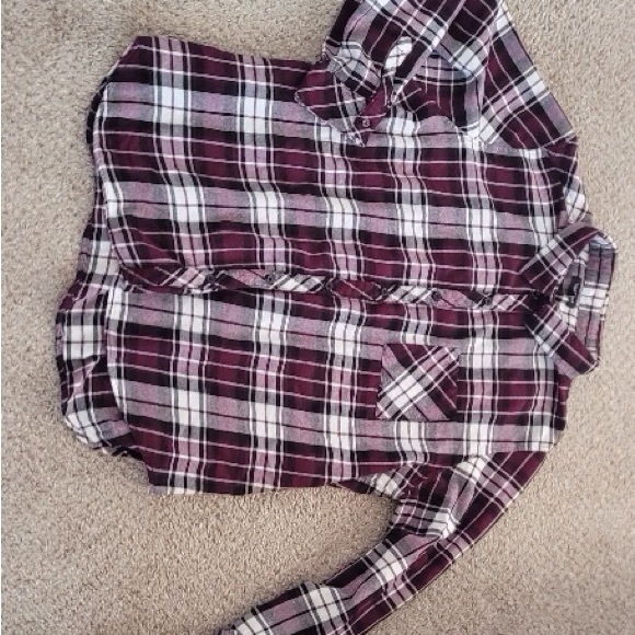 Well Worn Burgundy and White Plaid Button-Down Shirt - Picture 6 of 7